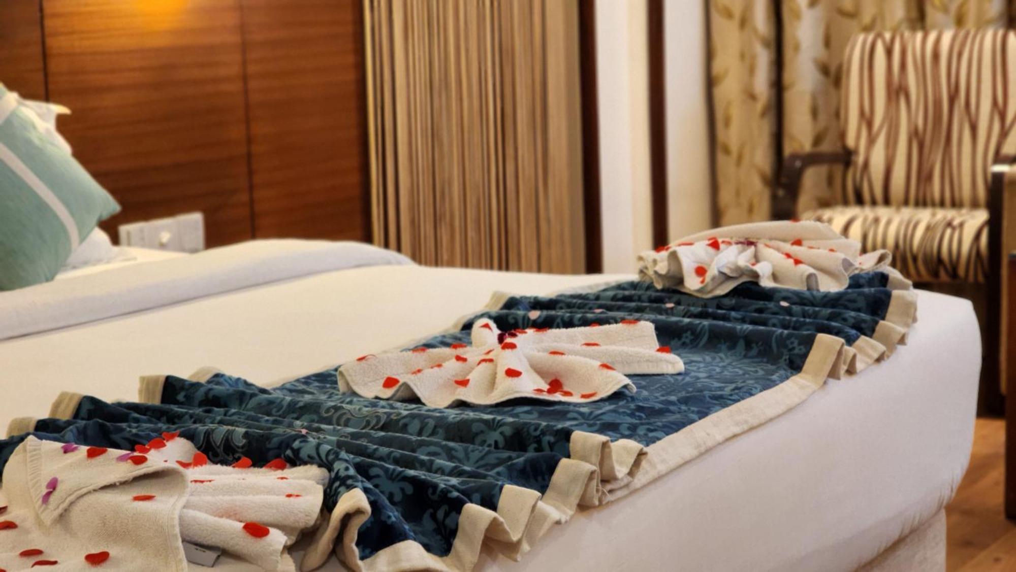 Hotel Royal Ark - كاساولى المظهر الخارجي الصورة