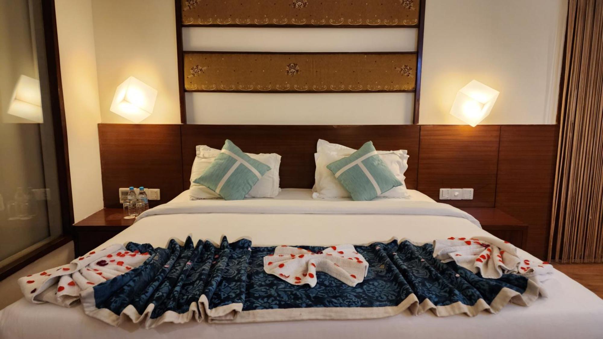 Hotel Royal Ark - كاساولى المظهر الخارجي الصورة