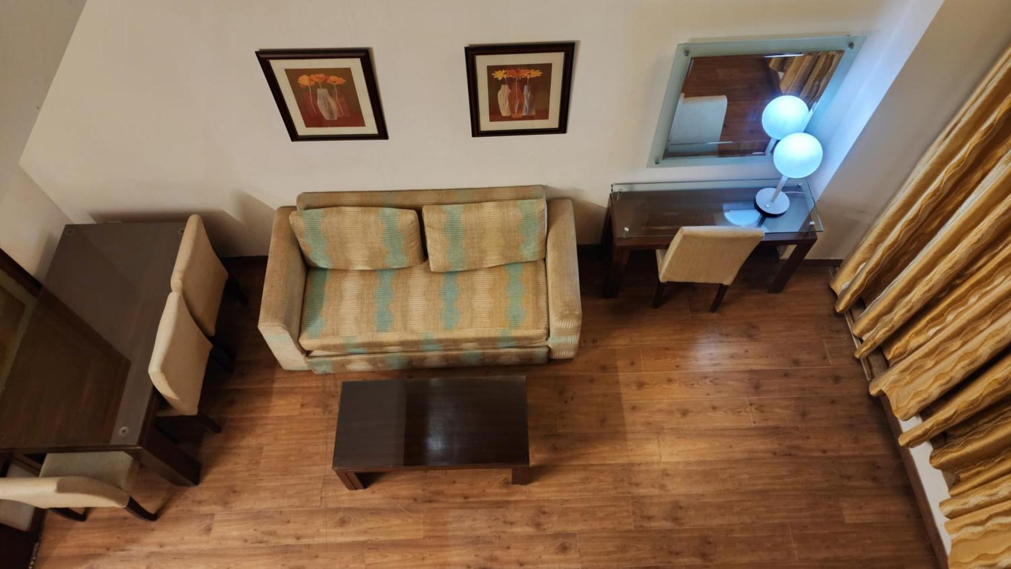 Hotel Royal Ark - كاساولى المظهر الخارجي الصورة