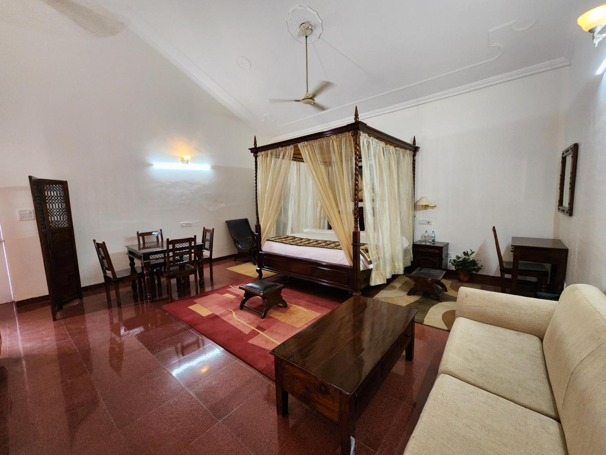 Hotel Royal Ark - كاساولى المظهر الخارجي الصورة