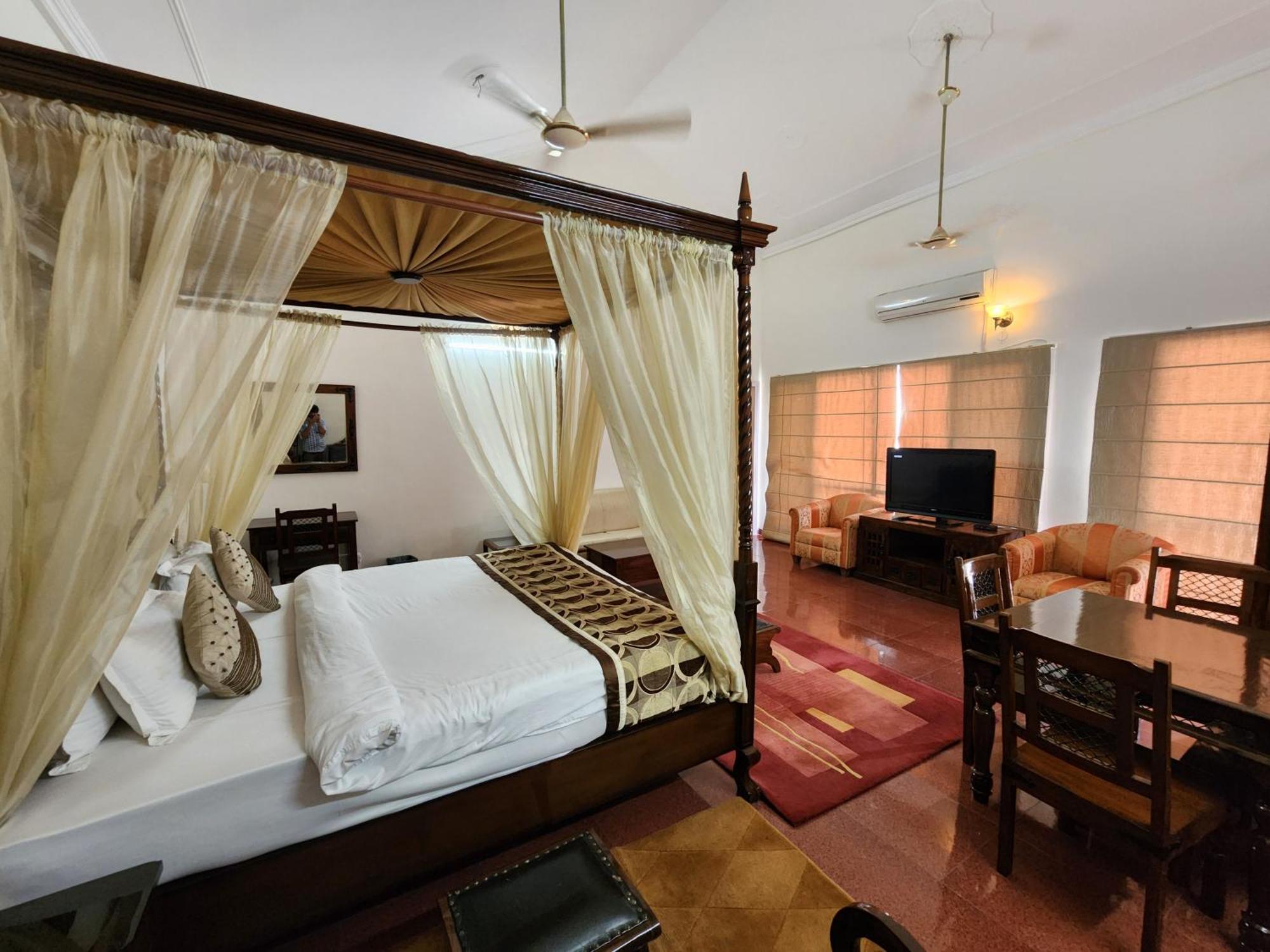 Hotel Royal Ark - كاساولى المظهر الخارجي الصورة