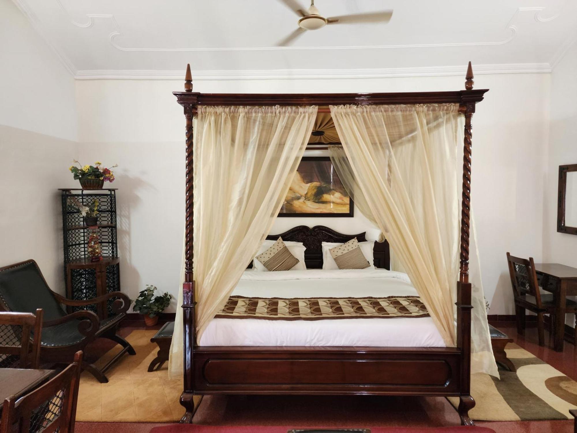 Hotel Royal Ark - كاساولى المظهر الخارجي الصورة