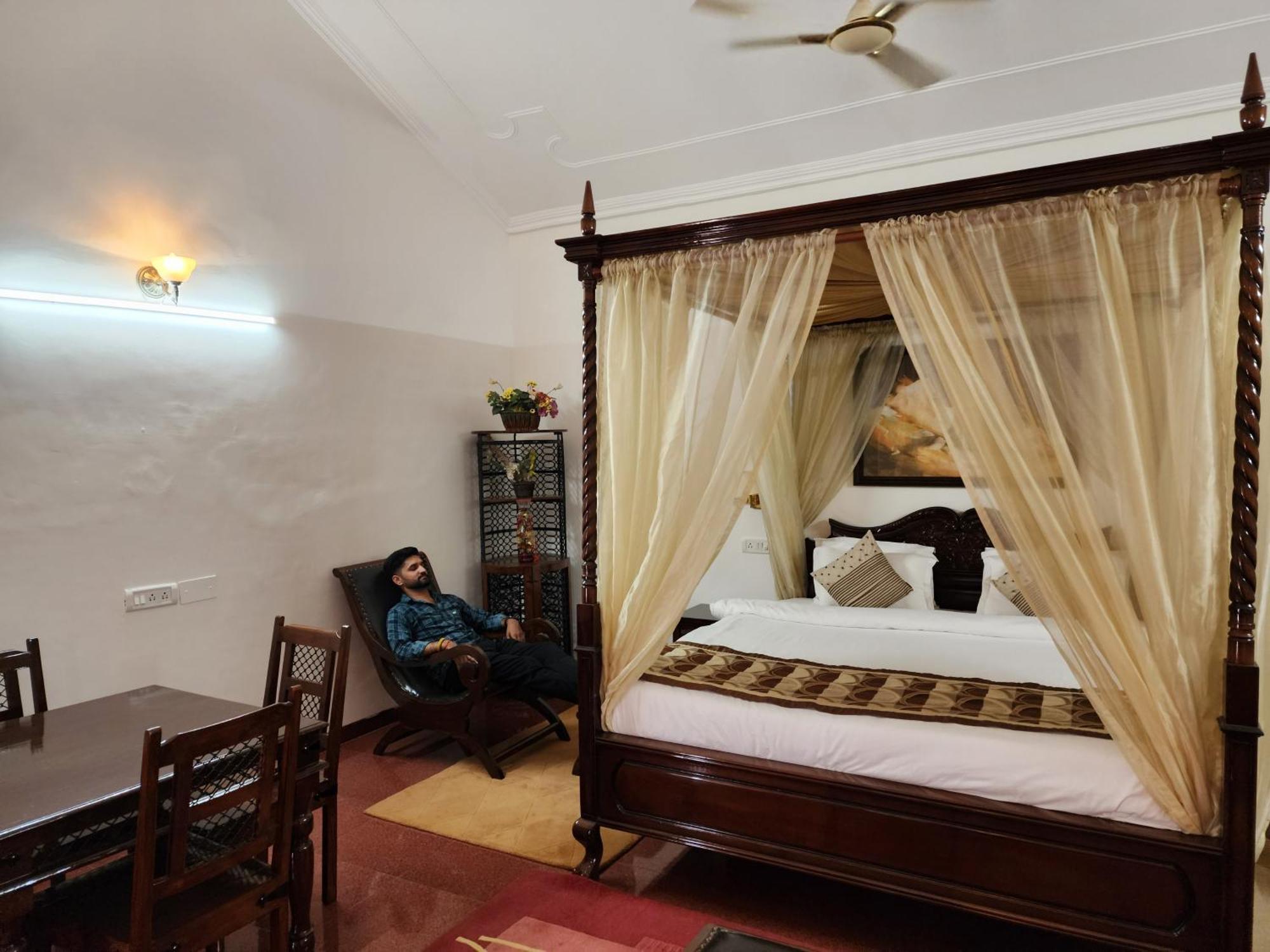 Hotel Royal Ark - كاساولى المظهر الخارجي الصورة